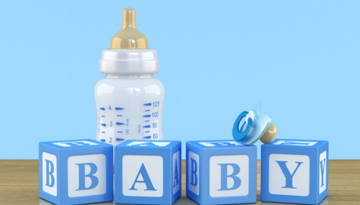 Do baby bottles have to be completely dry before use?